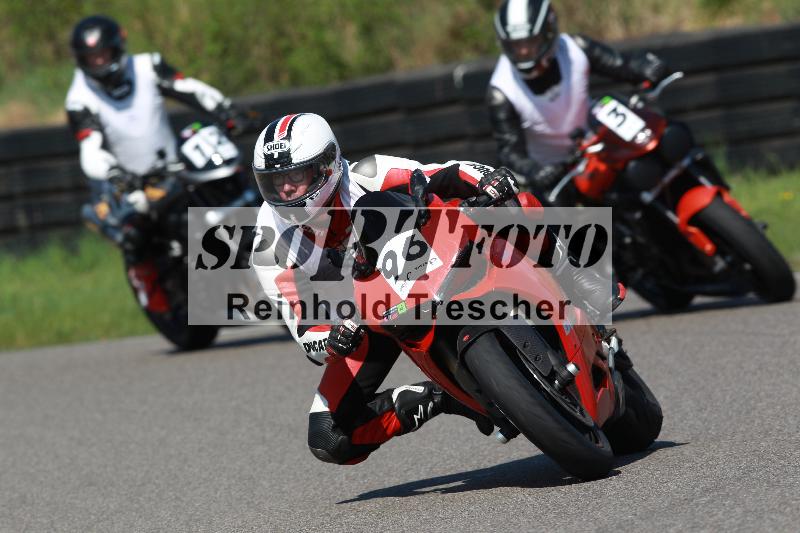 /Archiv-2022/07 16.04.2022 Speer Racing ADR/Instruktorengruppe/96